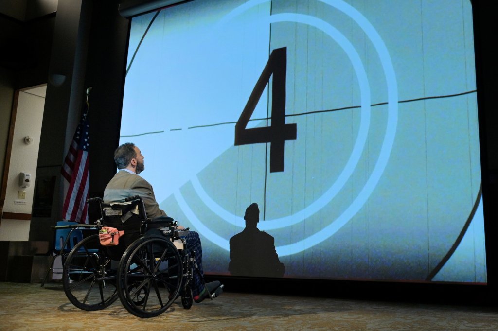 Review: Hale’s charm not enough for confounding ‘Wakey, Wakey’ at A.C.T.