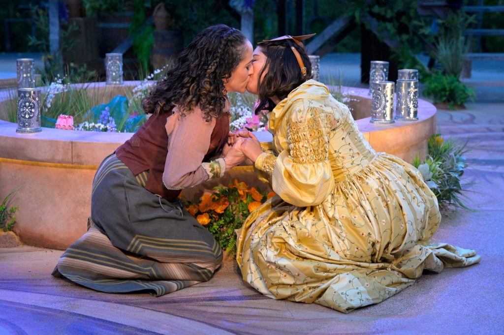 Review: Bilingual adaptation of ‘Romeo y Juliet’ at Cal Shakes is stellar
